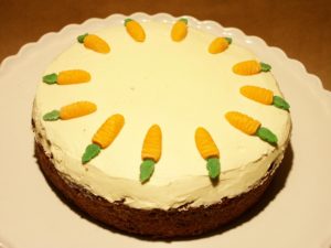 Rüblikuchen mit Frischkäse-Frosting